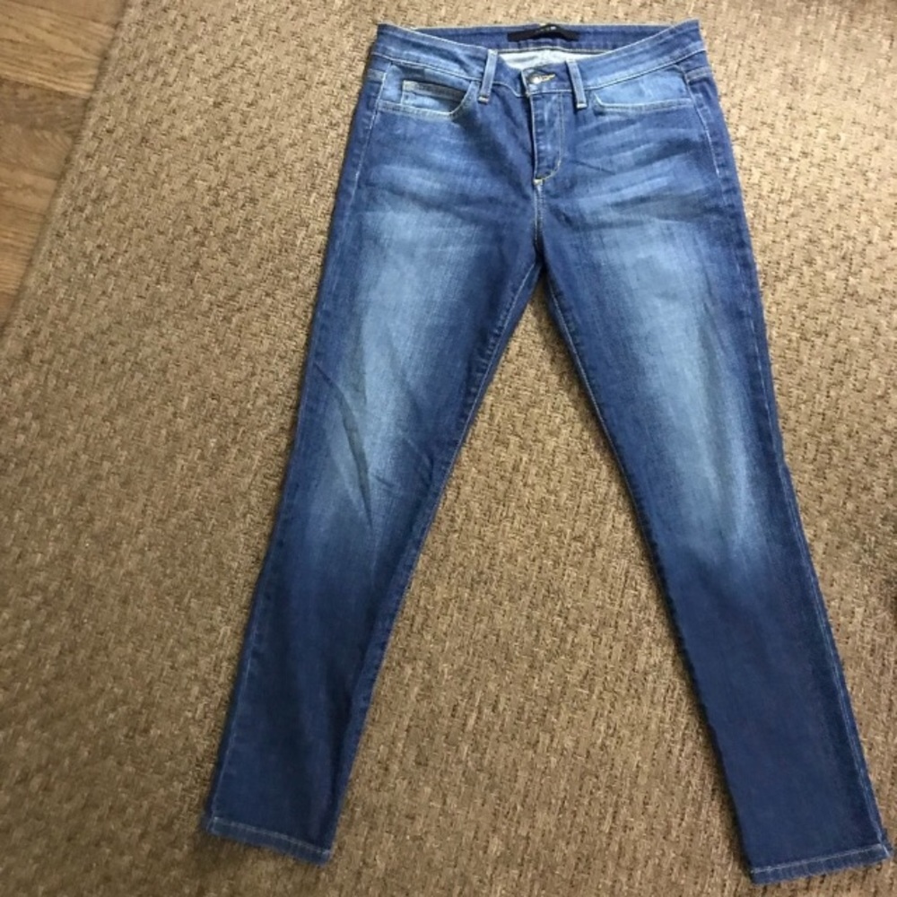 ISO Joe’s Jeans Cassidy wash size 28